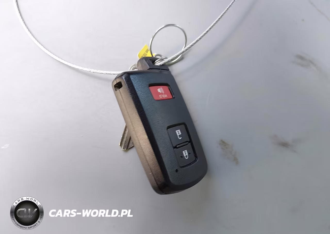 2017 Toyota Prius V Four VIN:JTDZN3EU0HJ060761 - 11