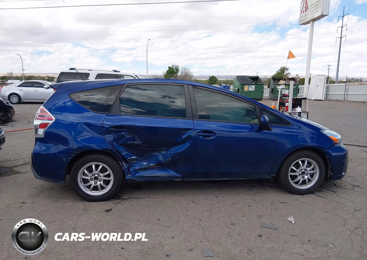2017 Toyota Prius V Four VIN:JTDZN3EU0HJ060761 - 13