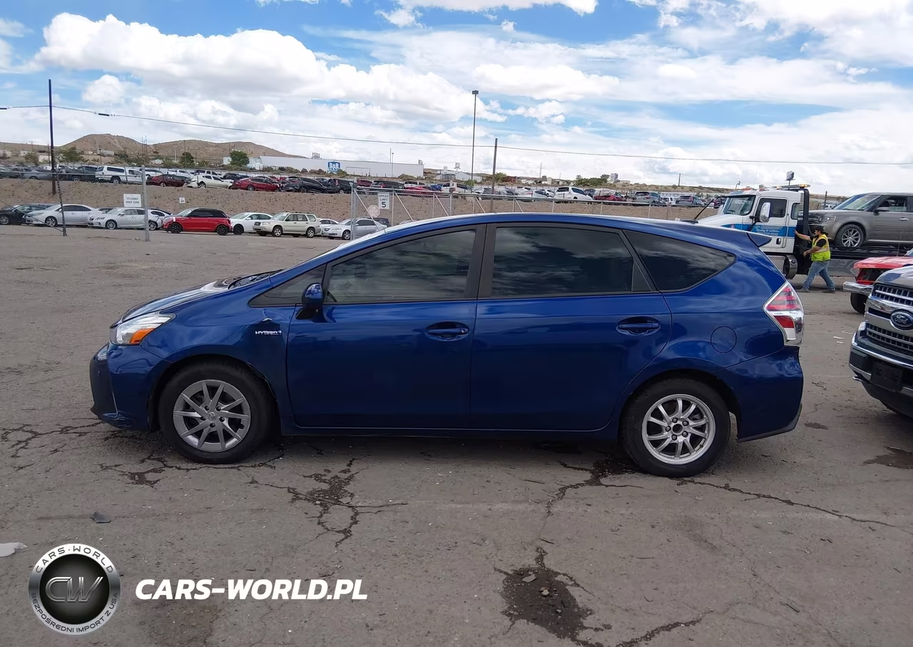 2017 Toyota Prius V Four VIN:JTDZN3EU0HJ060761 - 14