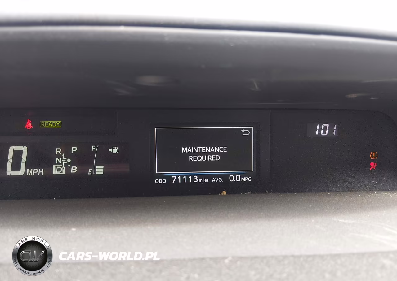 2017 Toyota Prius V Four VIN:JTDZN3EU0HJ060761 - 7