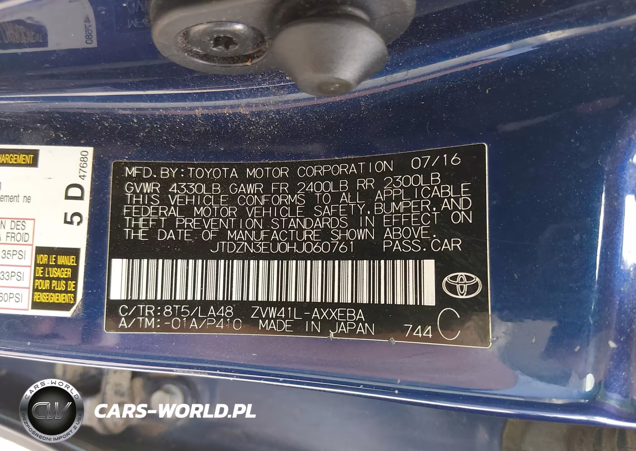 2017 Toyota Prius V Four VIN:JTDZN3EU0HJ060761 - 9