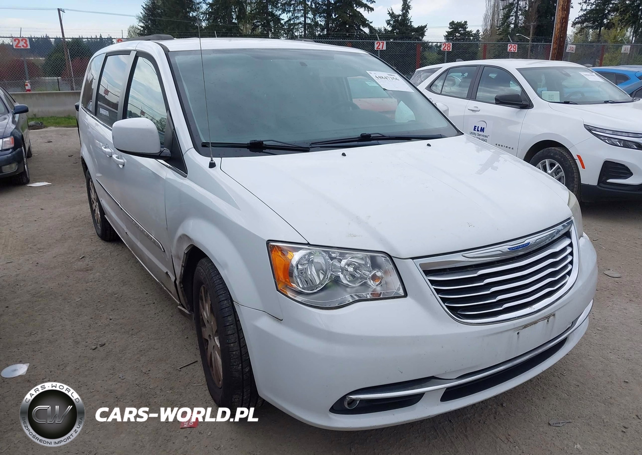 2015 Chrysler Town & Country Touring