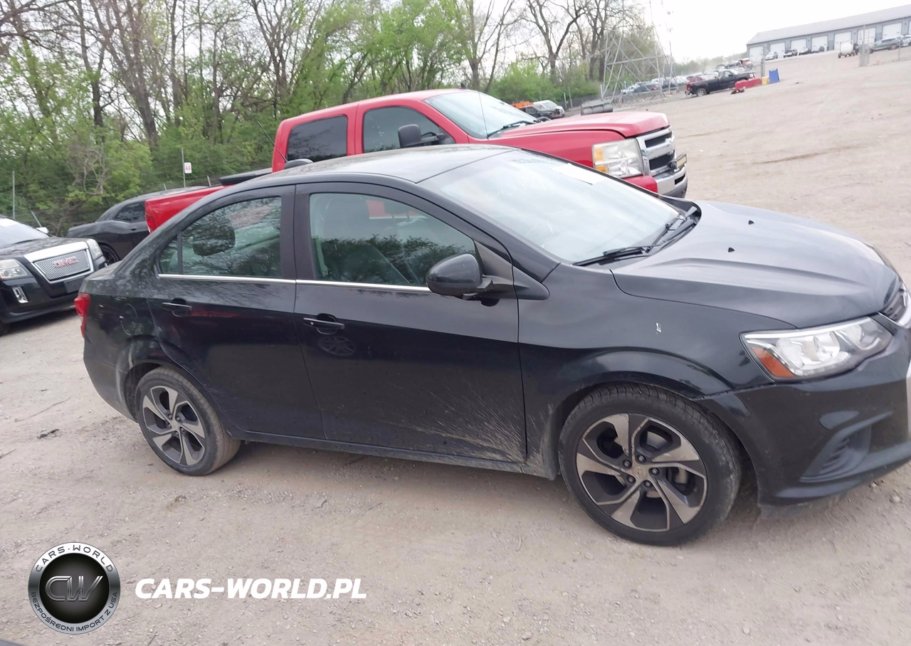 2019 Chevrolet Sonic Premier Auto VIN:1G1JF5SB5K4122405 - 13