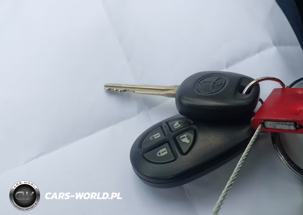 2020 Toyota Sienna Le VIN:5TDKZ3DC5LS047966 - 11
