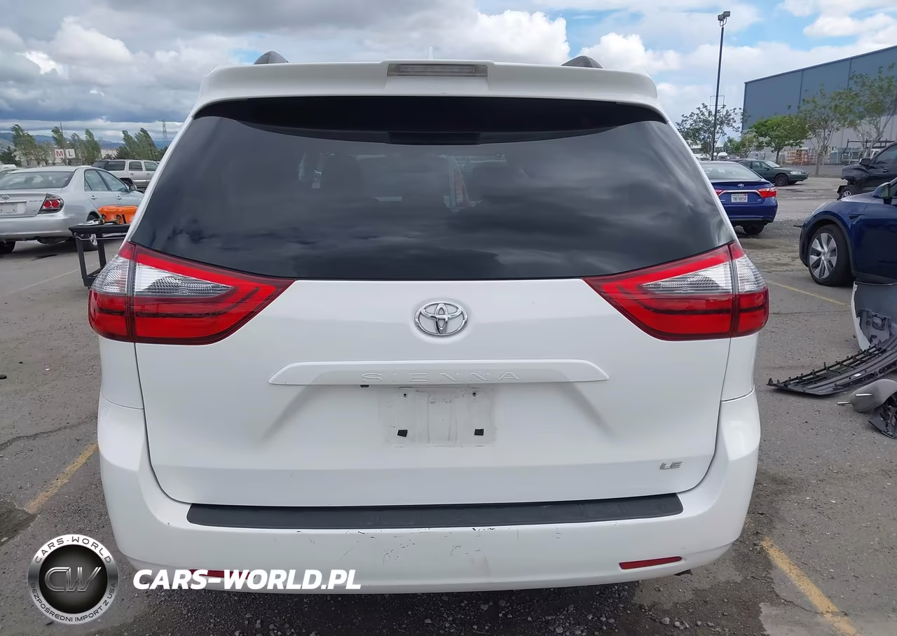 2020 Toyota Sienna Le VIN:5TDKZ3DC5LS047966 - 17