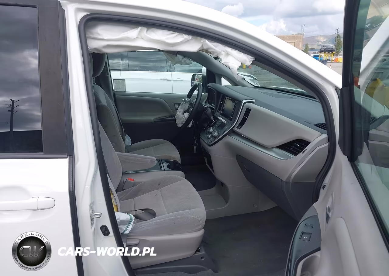 2020 Toyota Sienna Le VIN:5TDKZ3DC5LS047966 - 5