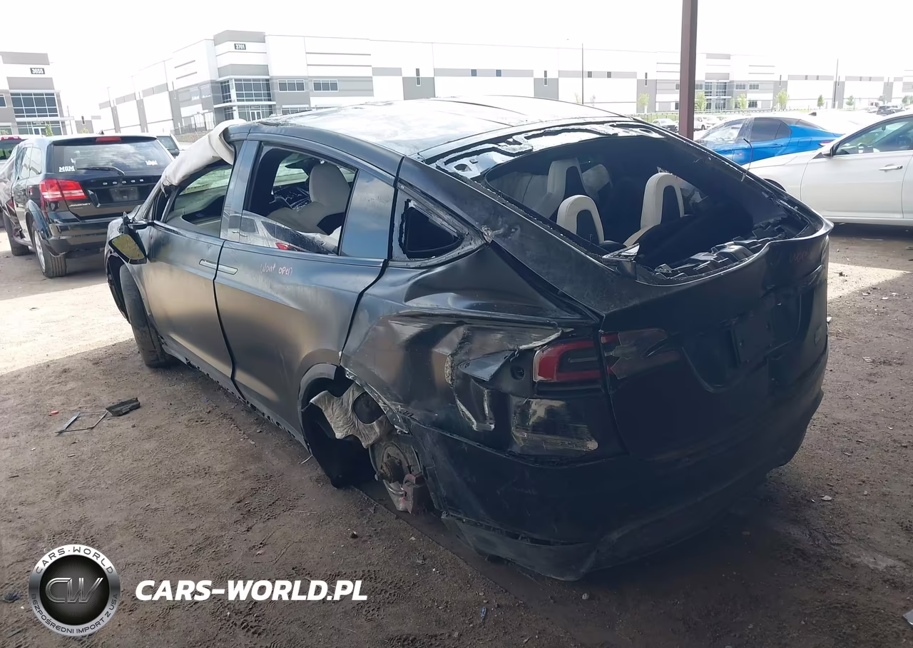 2023 Tesla Model X Plaid Tri Motor All-Wheel Drive VIN:7SAXCBE61PF404194 - 3