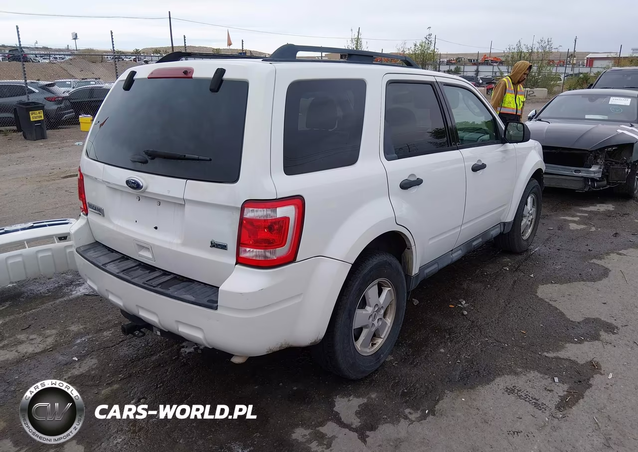 2012 Ford Escape Xlt VIN:1FMCU9DG5CKB43429 - 4