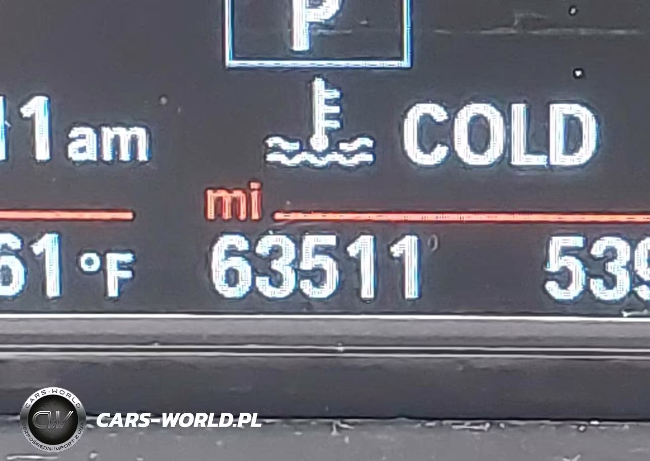 2018 BMW X1 xDrive28I VIN:WBXHT3C39J5K22657 - 15