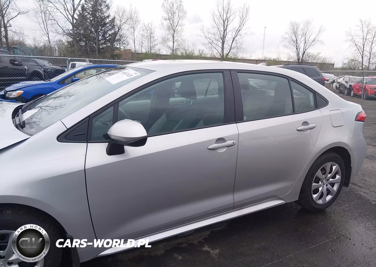 2026 Toyota Corolla Le VIN:5YFB4MDE4TP407582 - 14