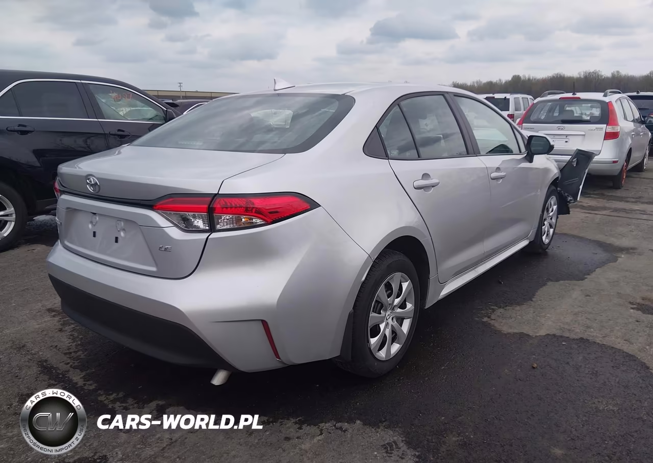 2026 Toyota Corolla Le VIN:5YFB4MDE4TP407582 - 4