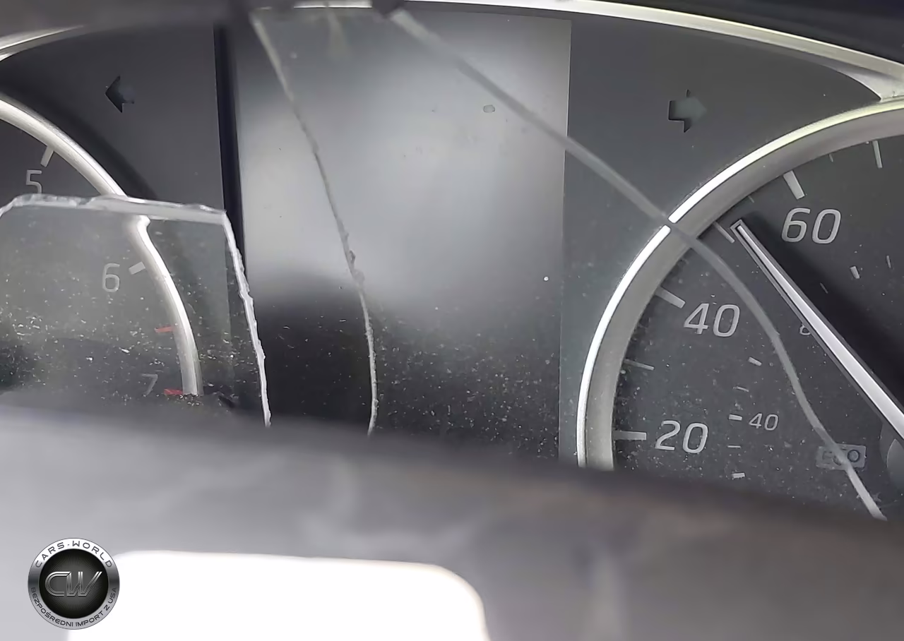 2019 Nissan Sentra S VIN:3N1AB7AP1KY359694 - 15