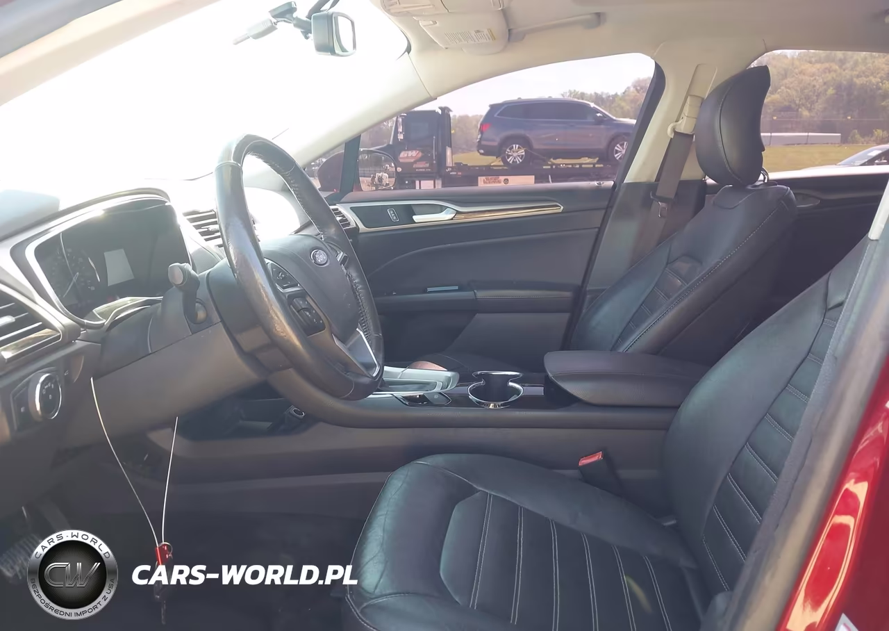 2014 Ford Fusion Se VIN:1FA6P0HDXE5363032 - 5