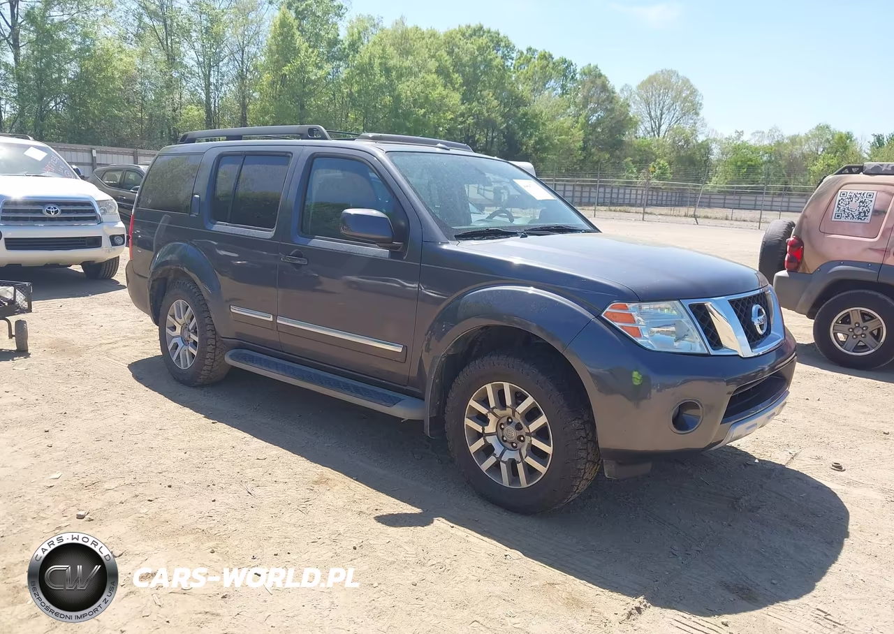 2012 Nissan Pathfinder Le
