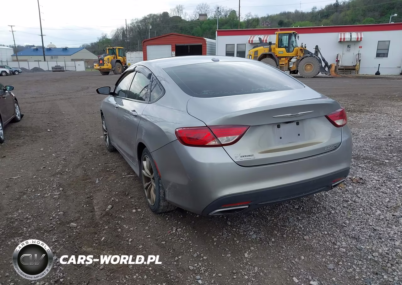 2016 Chrysler 200 S VIN:1C3CCCBB1GN125045 - 3