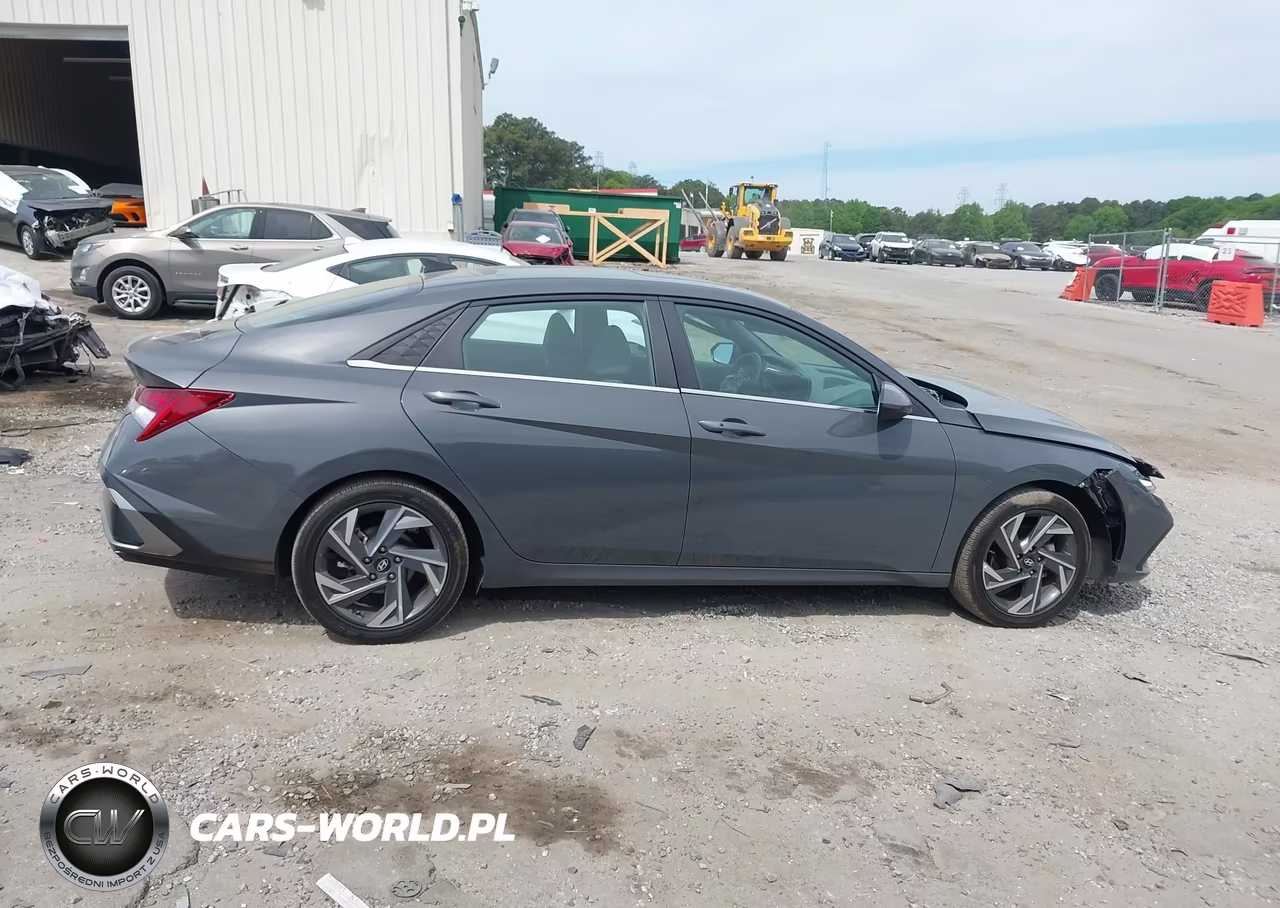 2025 Hyundai Elantra Sel Convenience VIN:KMHLS4DG4SU899359 - 13