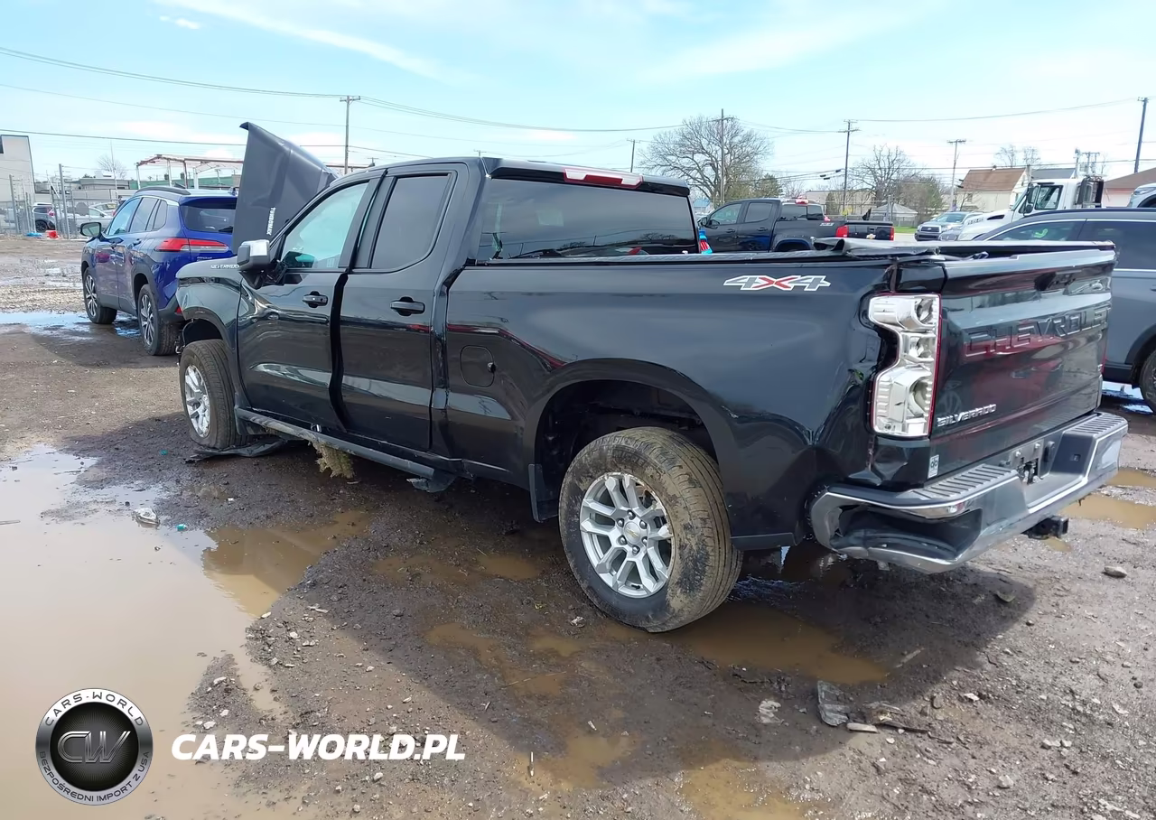 2025 Chevrolet Silverado 1500 4Wd Standard Bed Lt With 2Ft VIN:1GCRKKEK3SZ165224 - 3