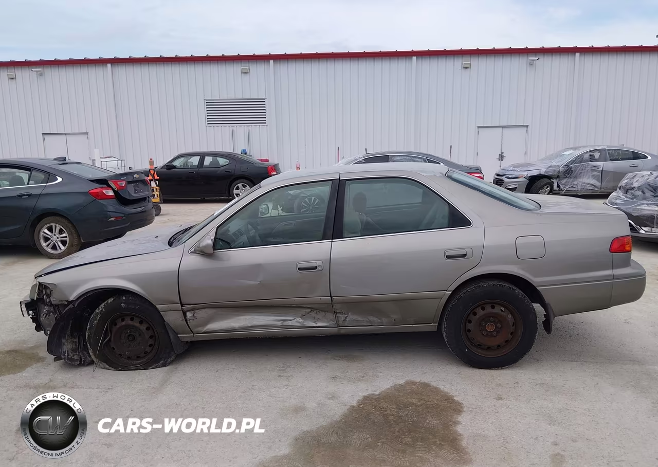 2000 Toyota Camry Le VIN:JT2BG22K3Y0466167 - 15
