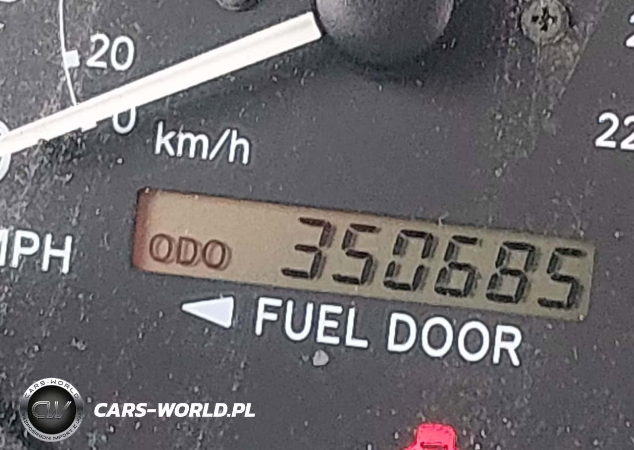 2000 Toyota Camry Le VIN:JT2BG22K3Y0466167 - 16