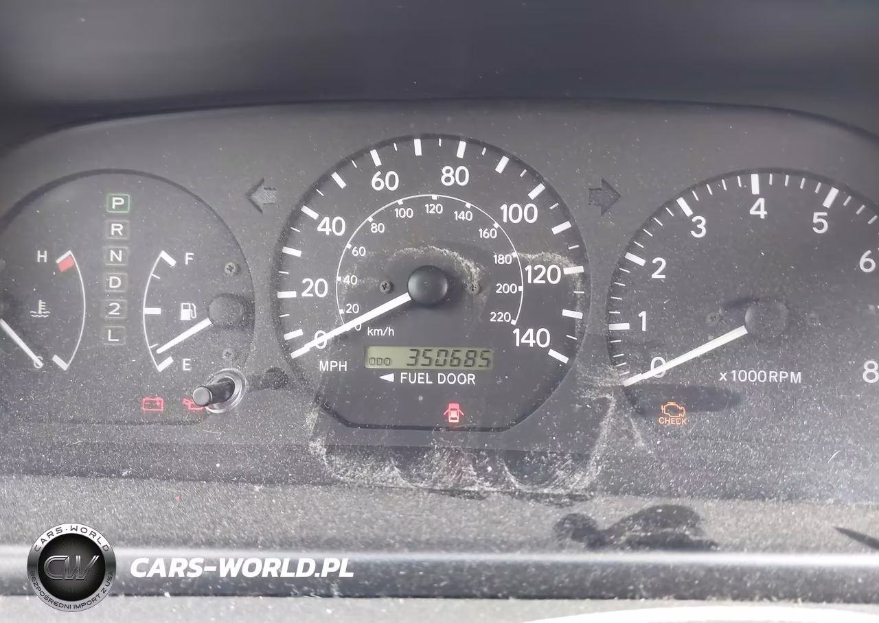2000 Toyota Camry Le VIN:JT2BG22K3Y0466167 - 7