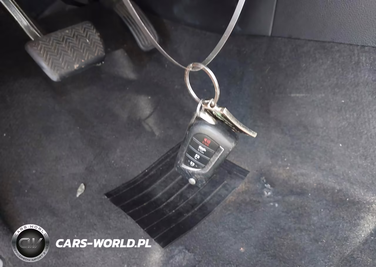 2022 Toyota Corolla Le VIN:5YFEPMAE5NP330040 - 11