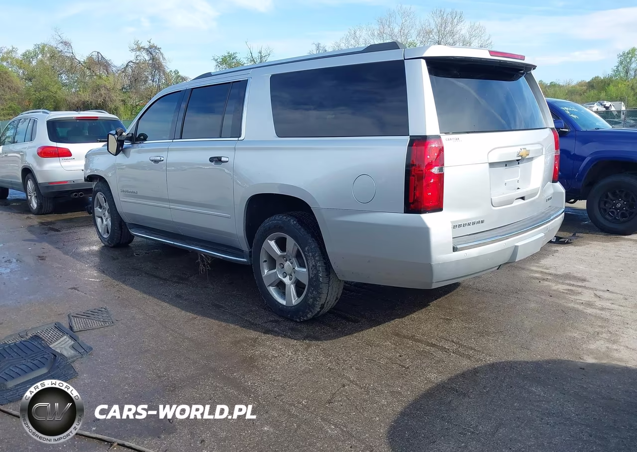 2018 Chevrolet Suburban Premier VIN:1GNSCJKC7JR196620 - 3