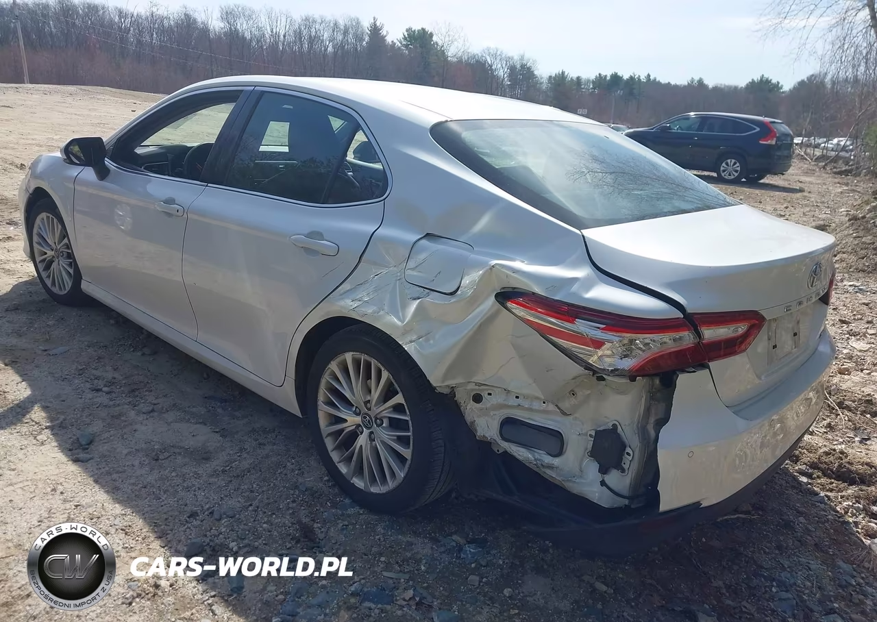 2018 Toyota Camry Xle VIN:4T1B11HK6JU006859 - 3