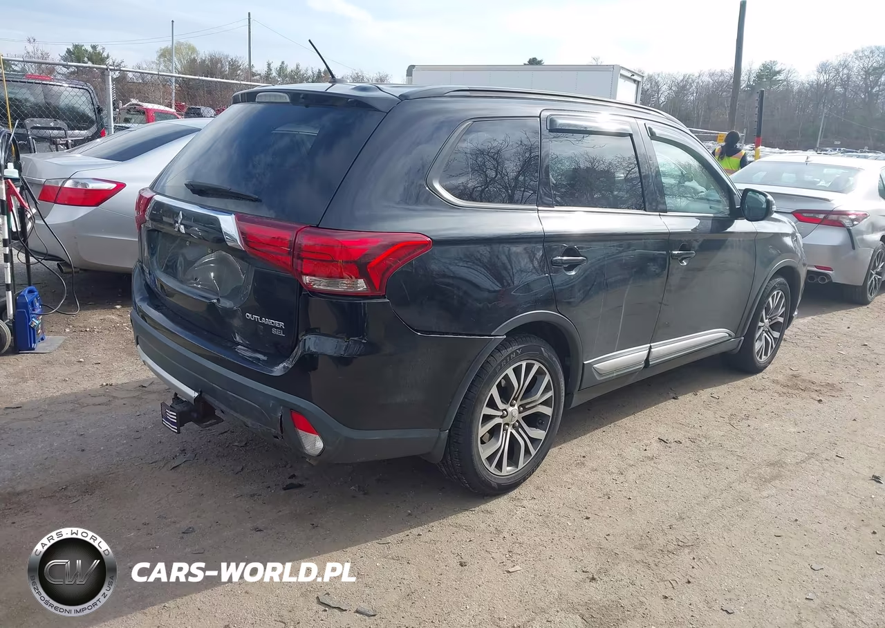2016 Mitsubishi Outlander Sel VIN:JA4AZ3A36GZ042404 - 4