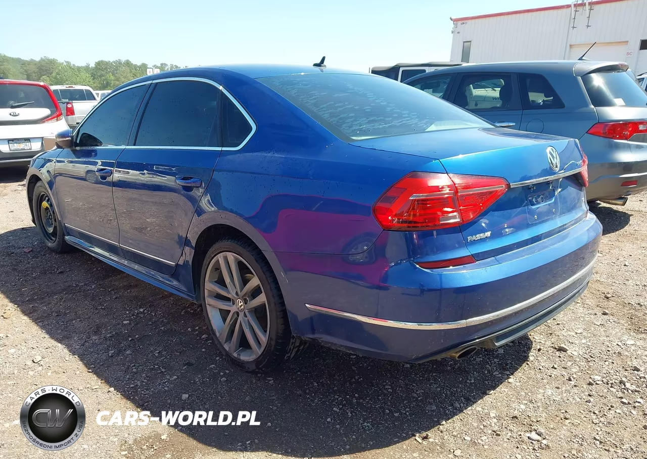 2016 Volkswagen Passat 1.8T R-Line VIN:1VWAT7A37GC068573 - 3