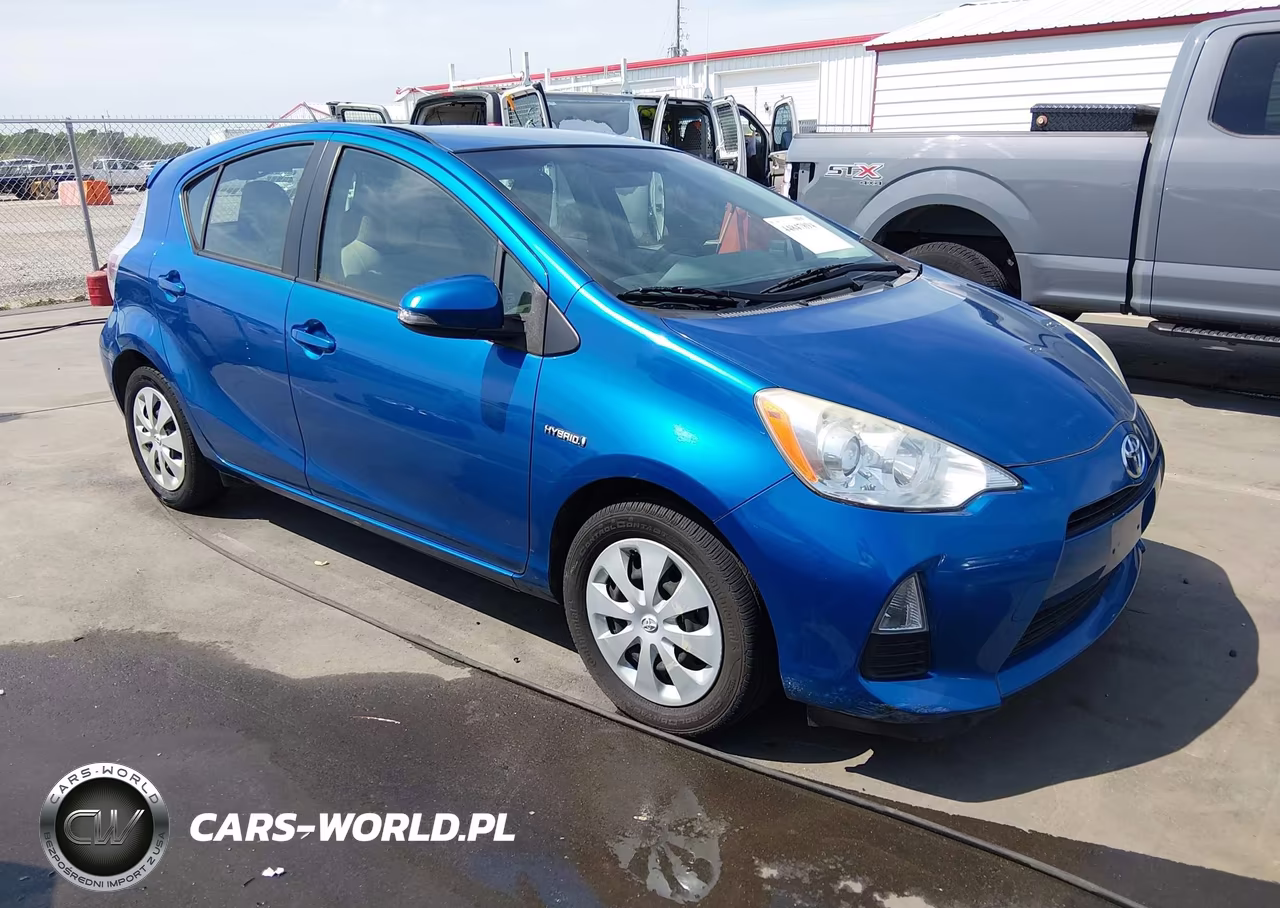 2014 Toyota Prius C One