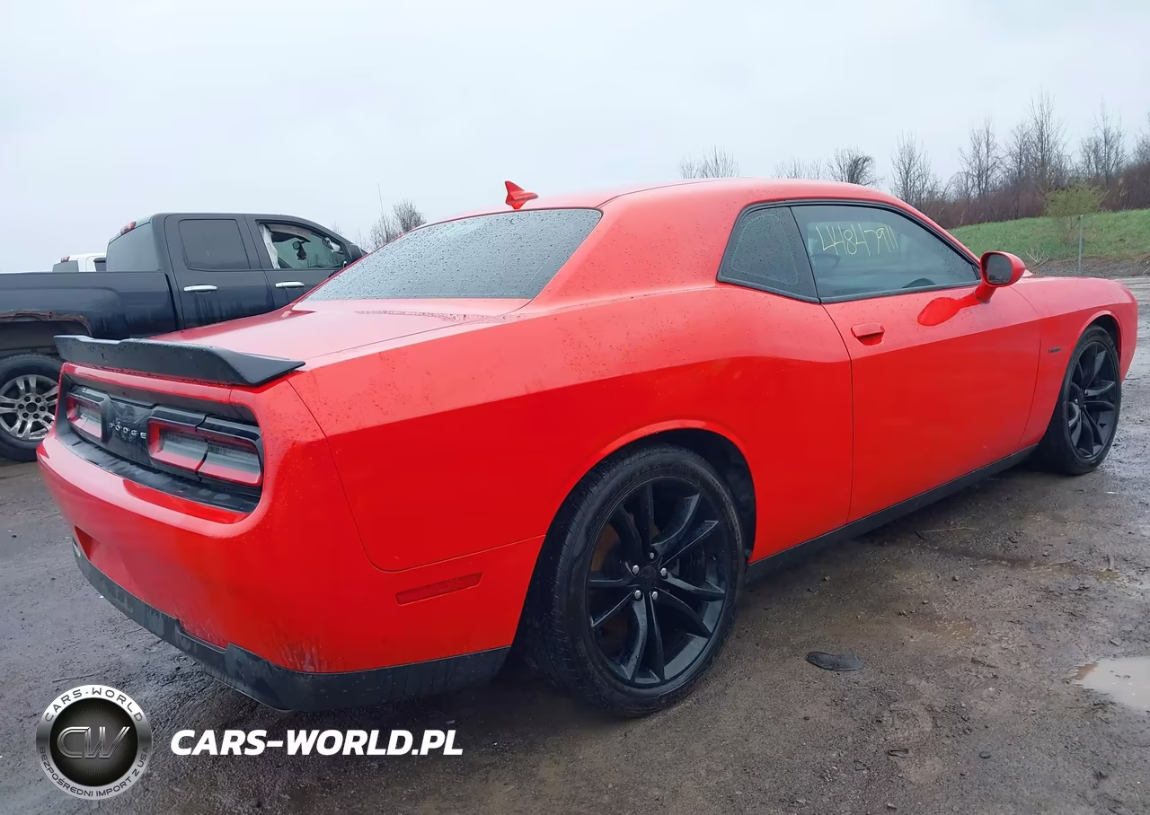 2016 Dodge Challenger R-T Plus VIN:2C3CDZBT2GH185238 - 4