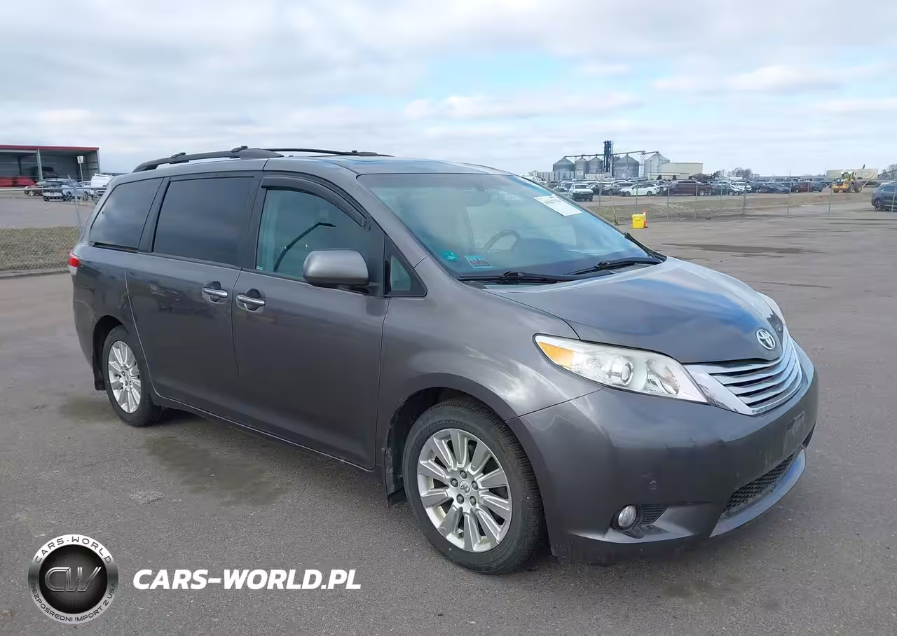 2012 Toyota Sienna Limited 7 Passenger