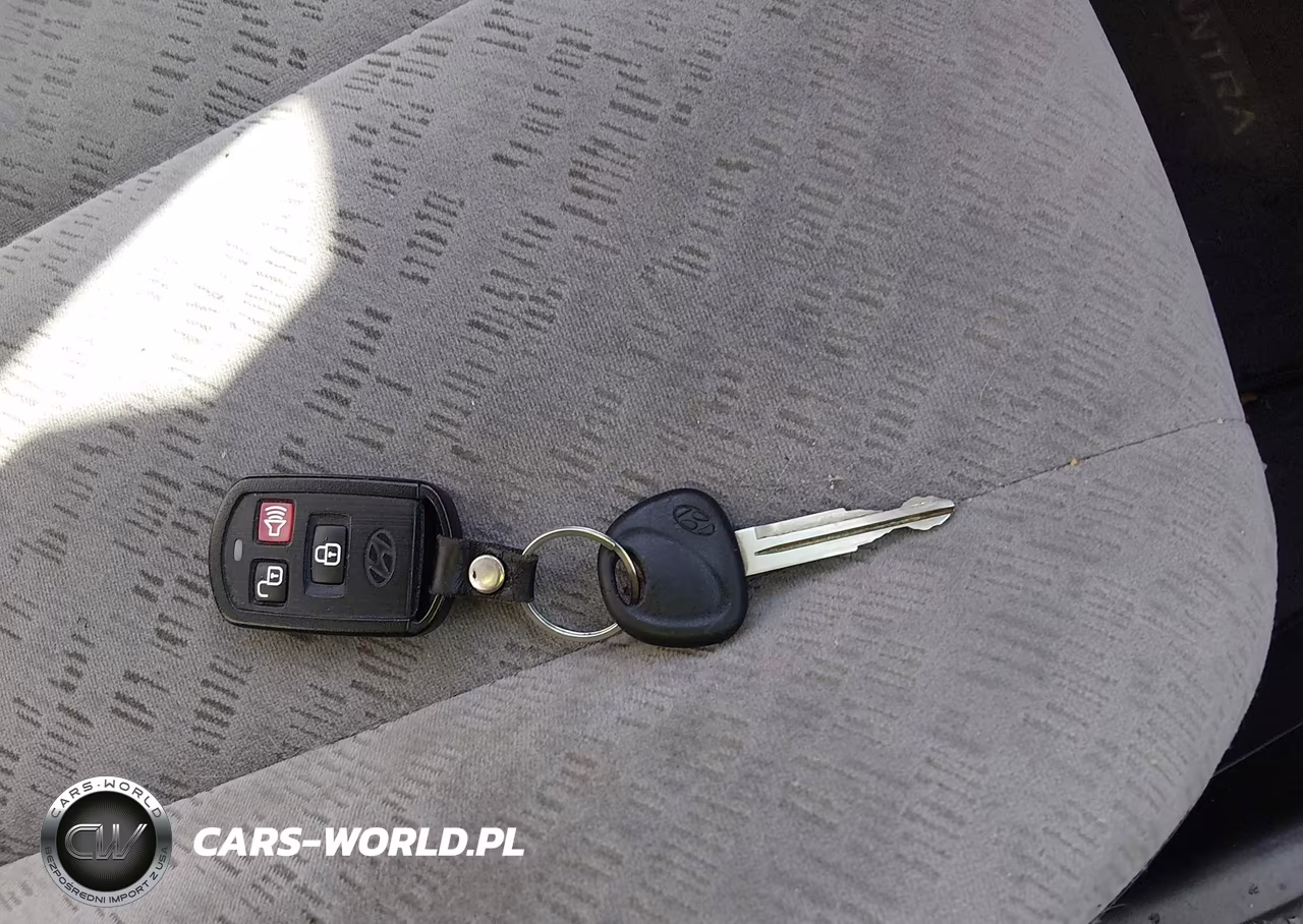 2006 Hyundai Elantra Gls-Limited VIN:KMHDN46D16U338881 - 11