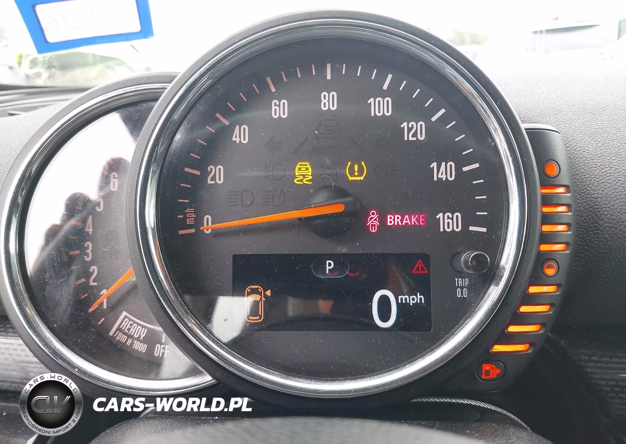 2017 Mini Clubman Cooper VIN:WMWLN5C59H2E32976 - 7