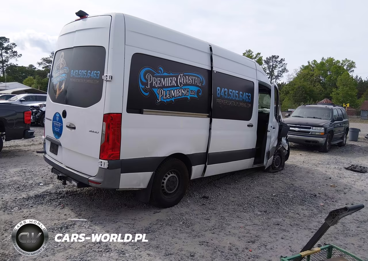 2022 Mercedes-Benz Sprinter 2500 Standard Roof I4 Diesel VIN:W1Y4DBHY9NT082565 - 4