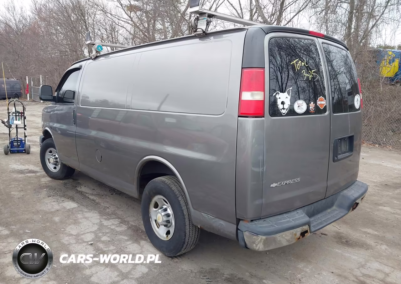2012 Chevrolet Express 2500 Work Van VIN:1GCWGFCA4C1151547 - 3