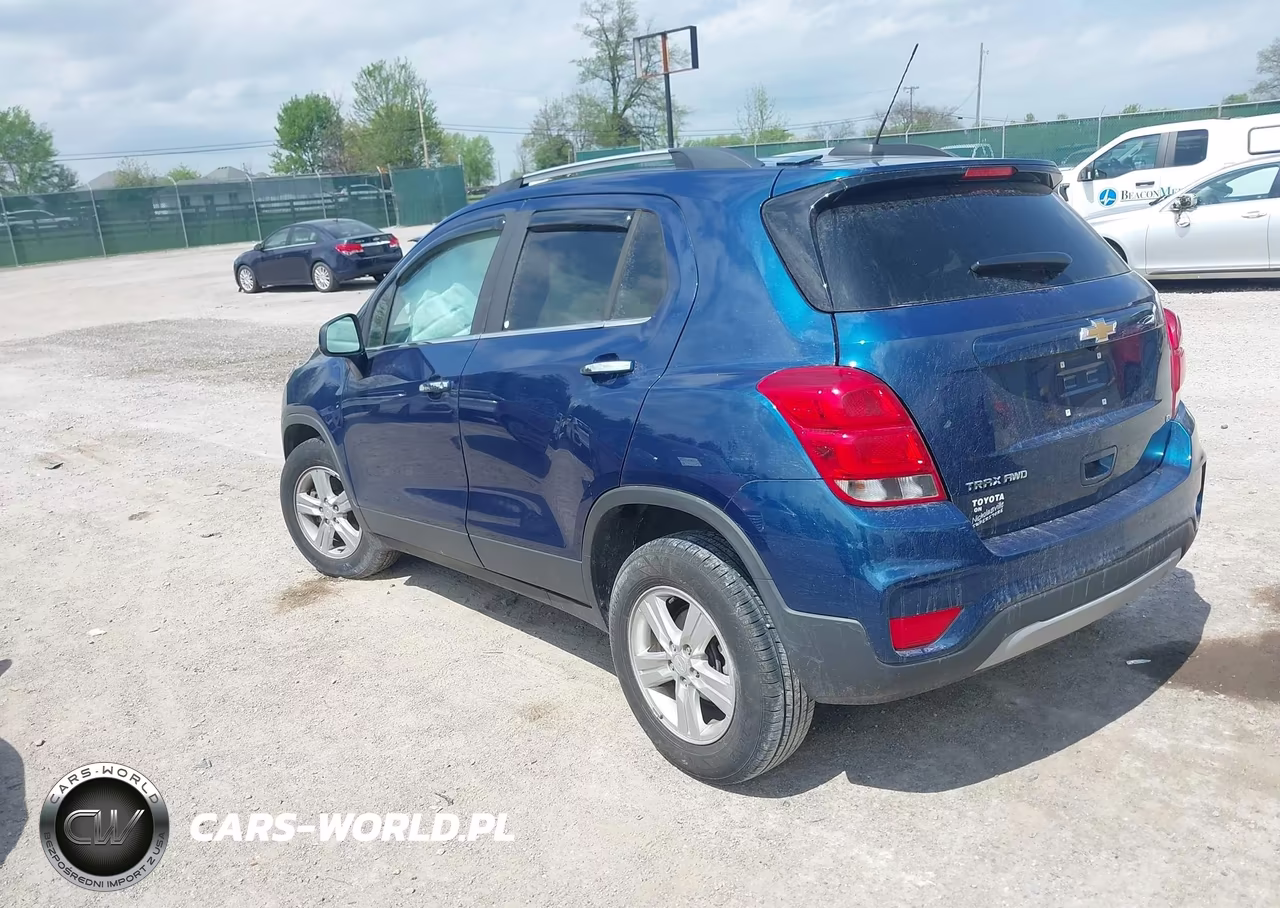 2020 Chevrolet Trax Awd Lt VIN:3GNCJPSB7LL190623 - 3