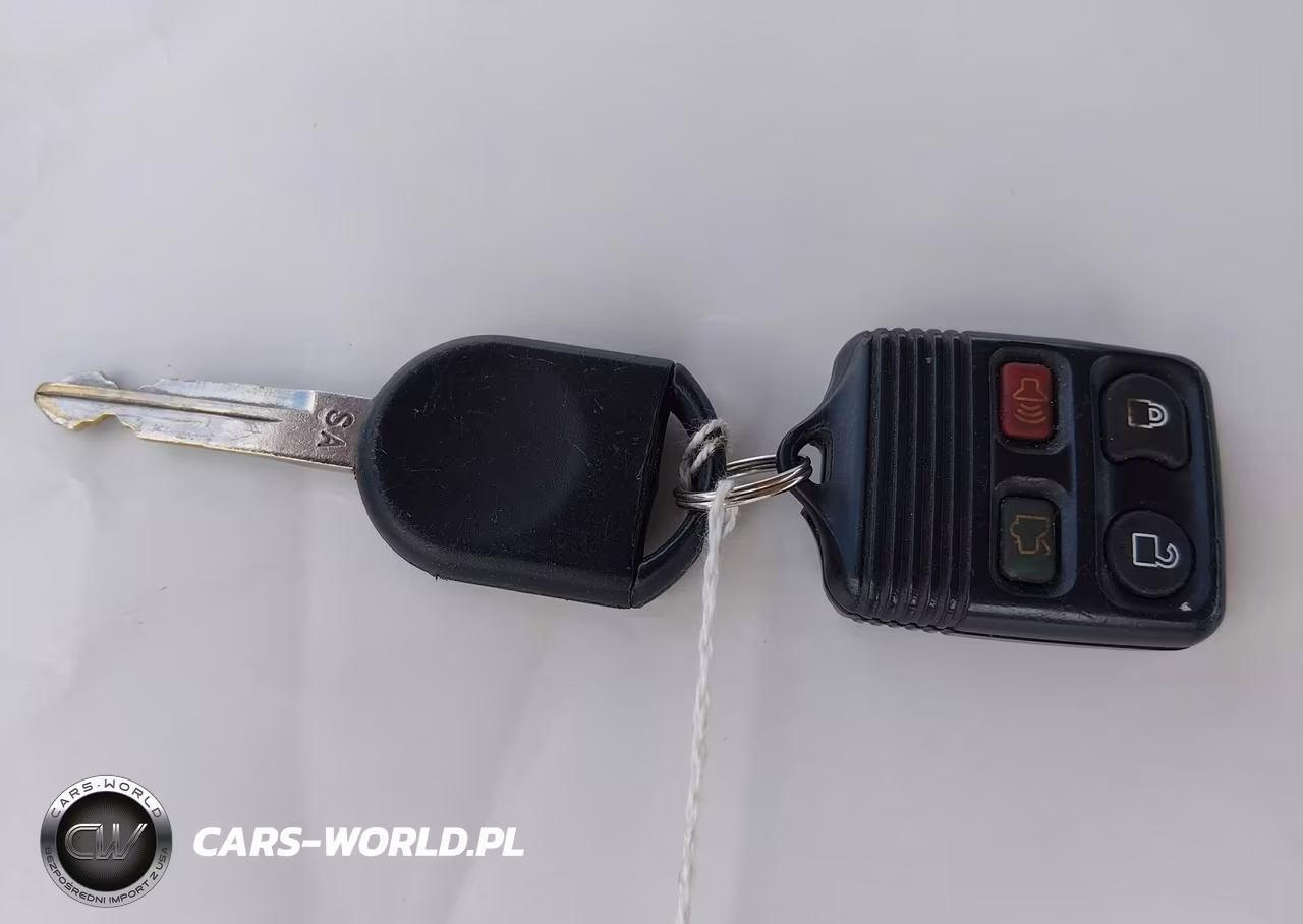 2009 Ford Focus Se VIN:1FAHP35N19W268348 - 11