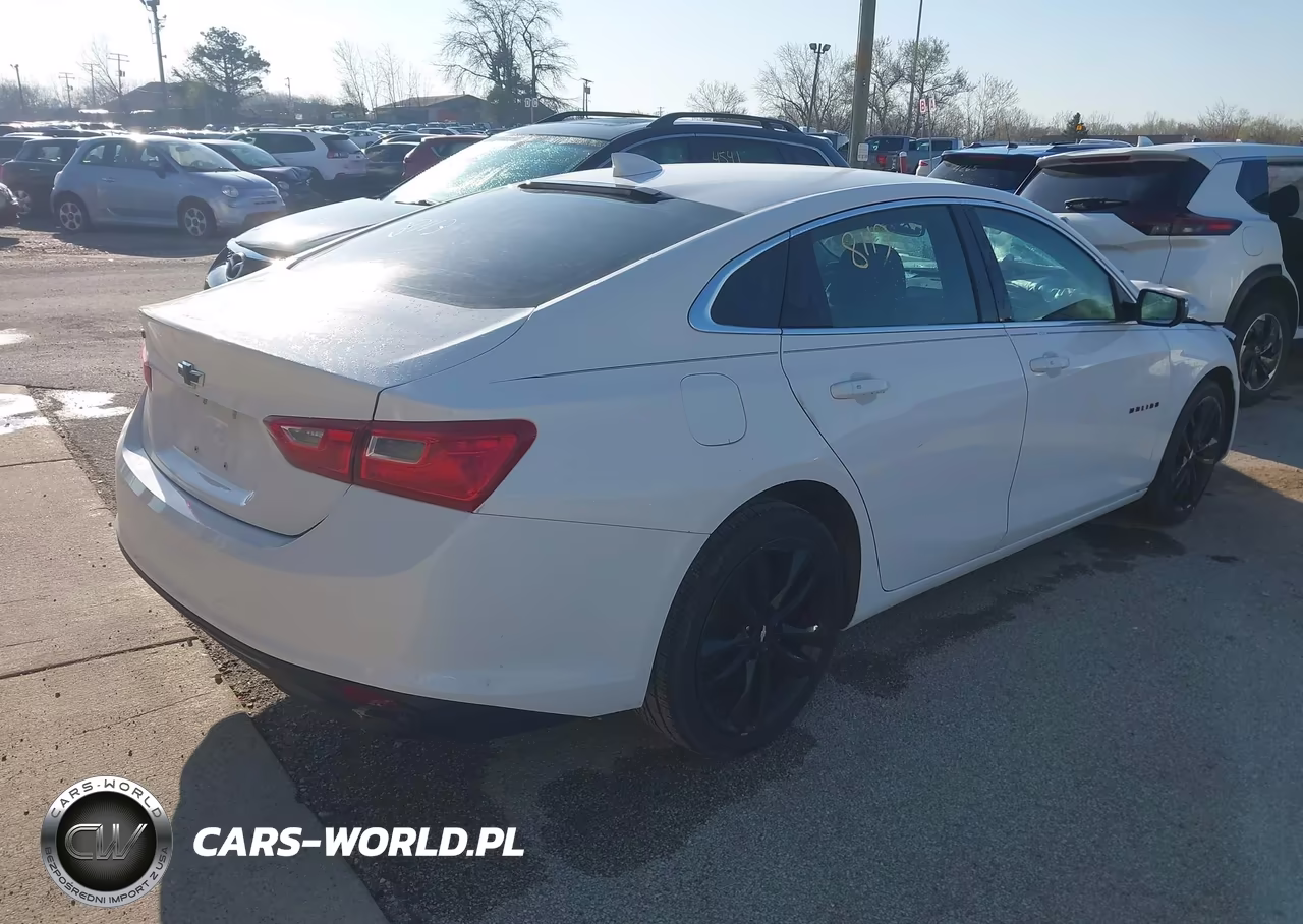 2018 Chevrolet Malibu Lt VIN:1G1ZD5ST4JF223942 - 4