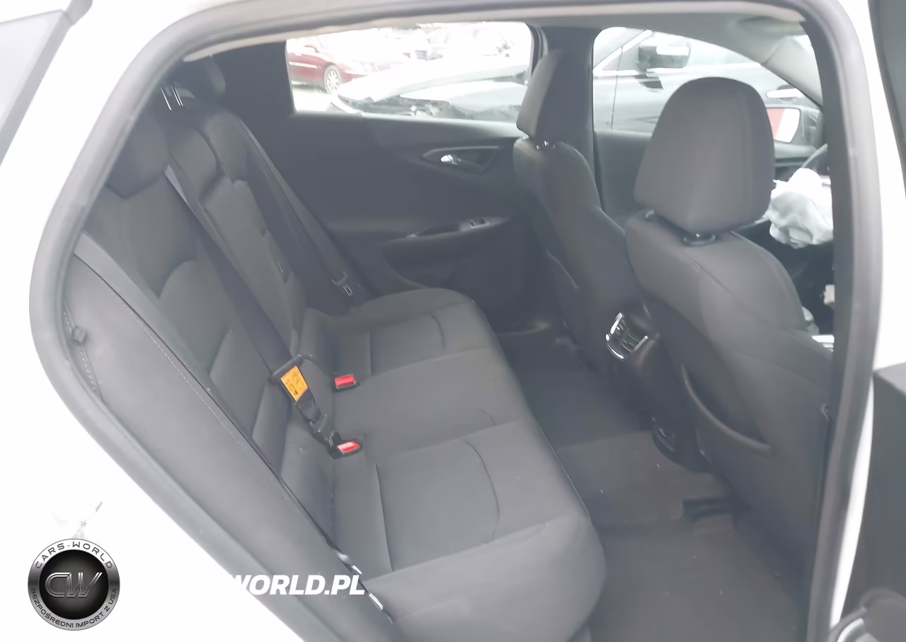 2018 Chevrolet Malibu Lt VIN:1G1ZD5ST4JF223942 - 8