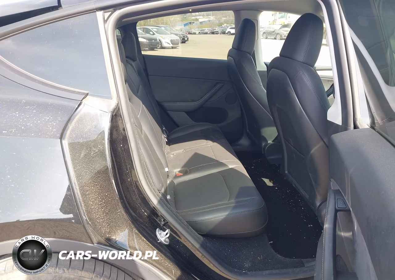 2025 Tesla Model Y Long Range Dual Motor All-Wheel Drive VIN:7SAYGDEE6SA360372 - 8
