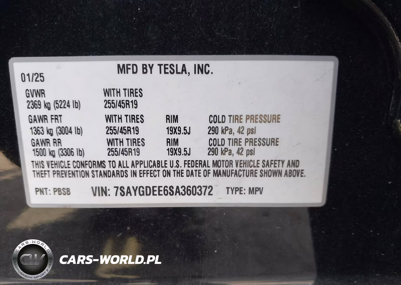 2025 Tesla Model Y Long Range Dual Motor All-Wheel Drive VIN:7SAYGDEE6SA360372 - 9