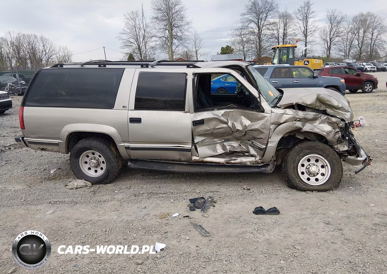 1999 Chevrolet Suburban 2500 VIN:3GNGK26J3XG116441 - 14