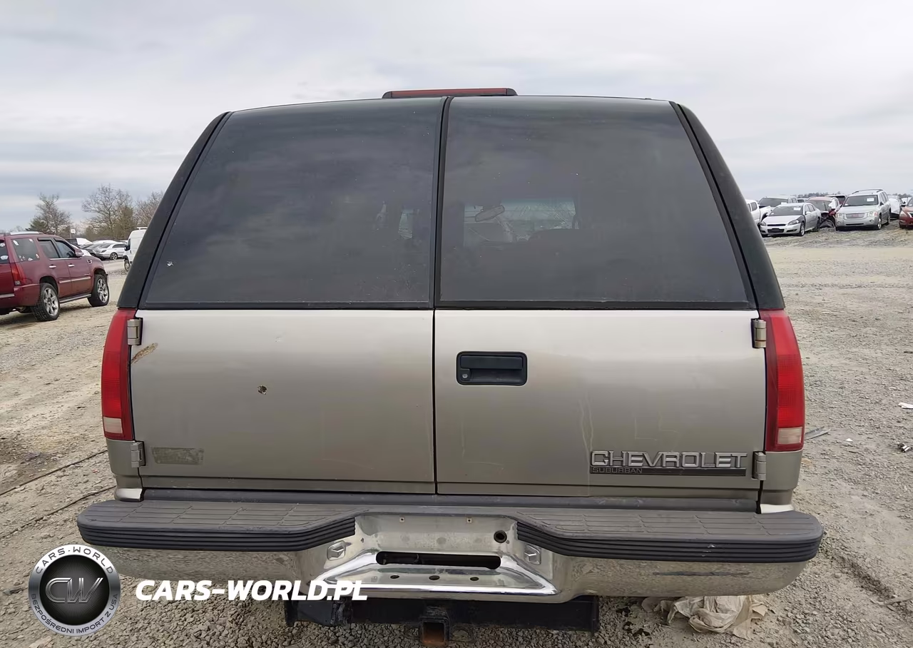 1999 Chevrolet Suburban 2500 VIN:3GNGK26J3XG116441 - 17