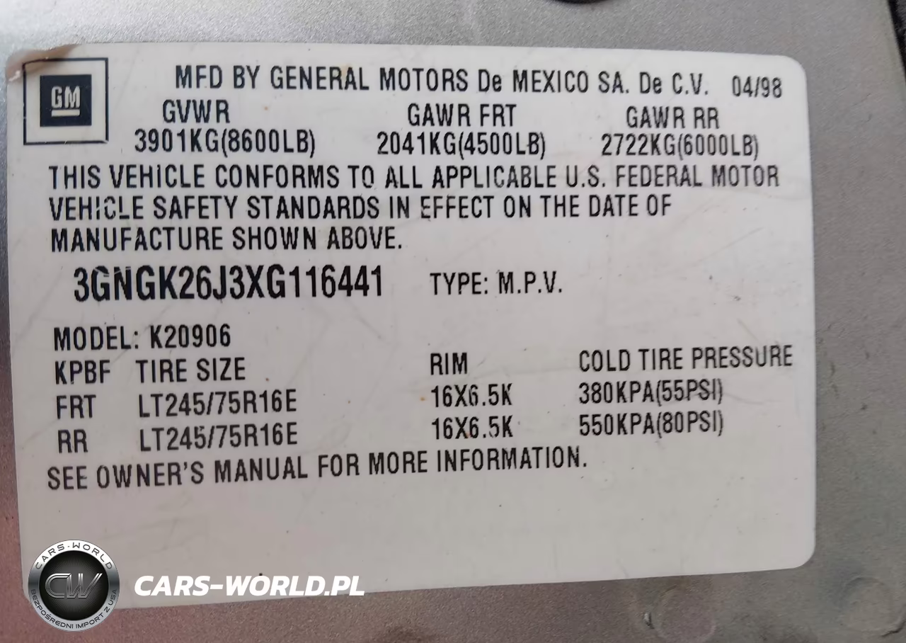 1999 Chevrolet Suburban 2500 VIN:3GNGK26J3XG116441 - 9