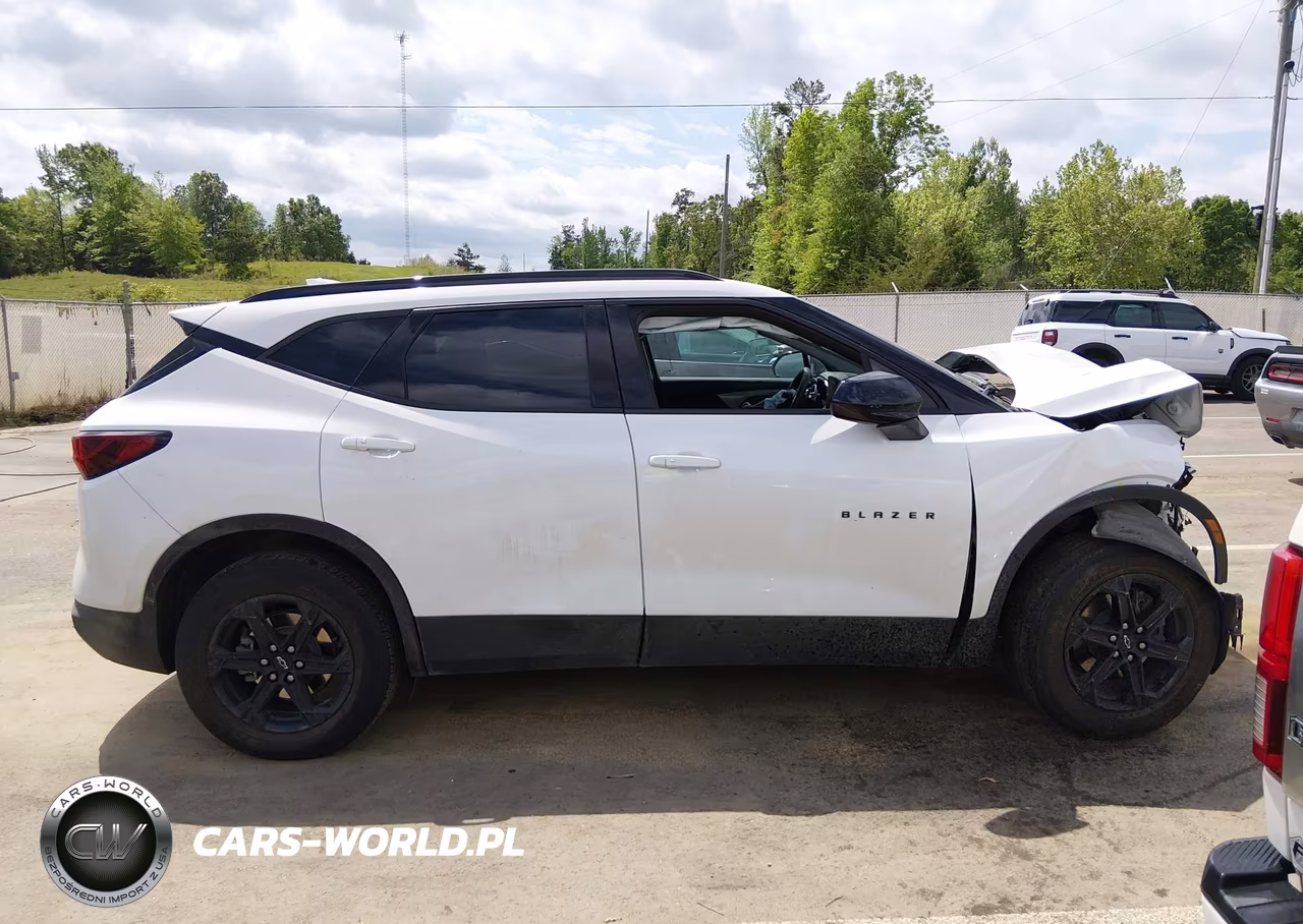 2023 Chevrolet Blazer Fwd 2Lt VIN:3GNKBCR43PS223606 - 13