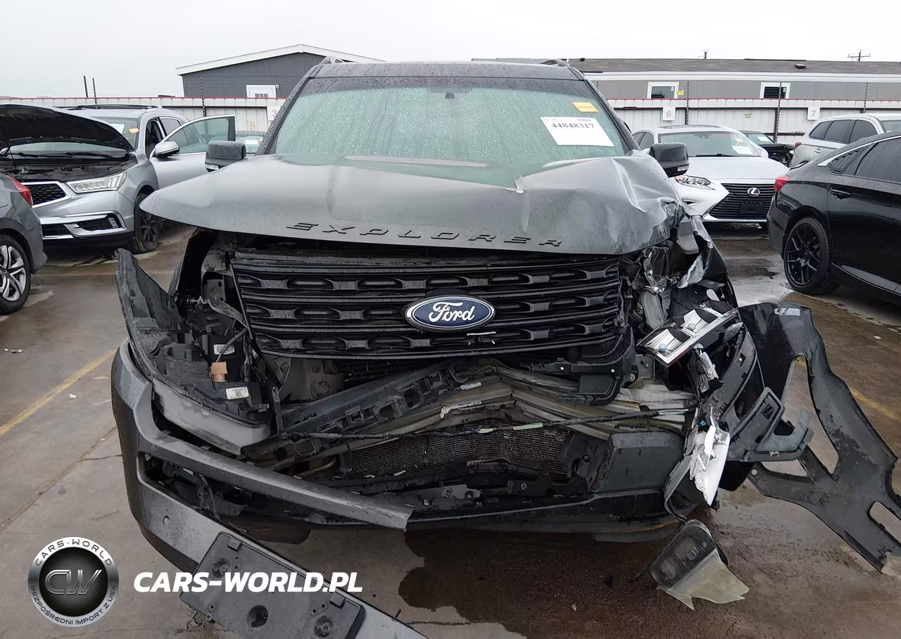 2017 Ford Explorer Sport VIN:1FM5K8GT7HGD23717 - 12