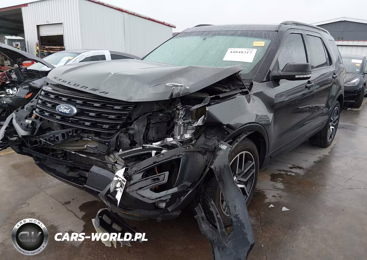 2017 Ford Explorer Sport VIN:1FM5K8GT7HGD23717 - 2