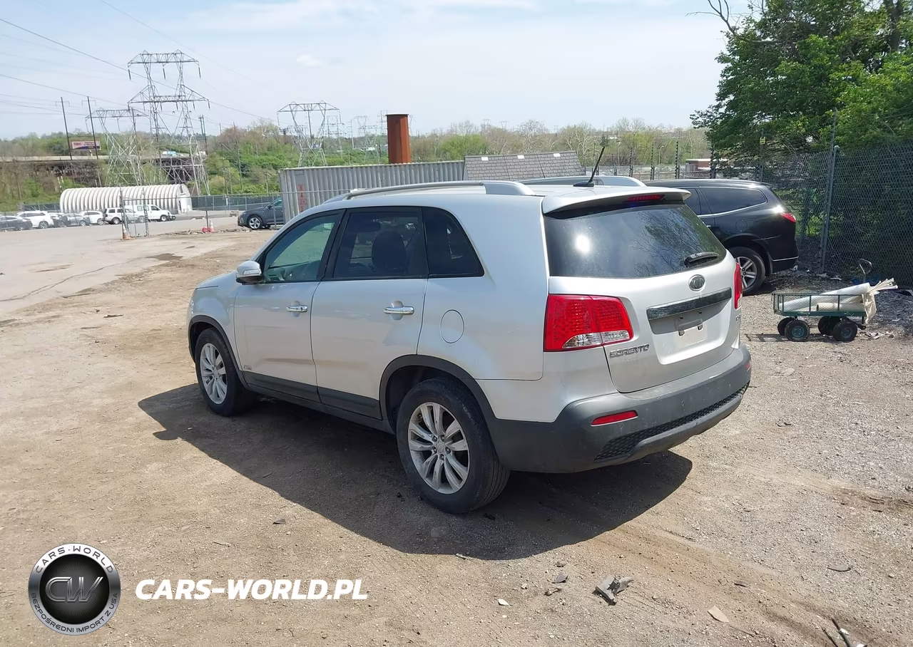 2011 Kia Sorento Ex V6 VIN:5XYKUDA2XBG040636 - 3