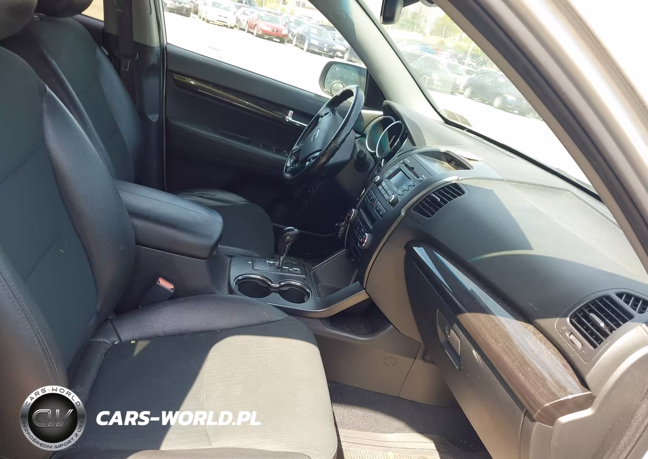 2011 Kia Sorento Ex V6 VIN:5XYKUDA2XBG040636 - 5